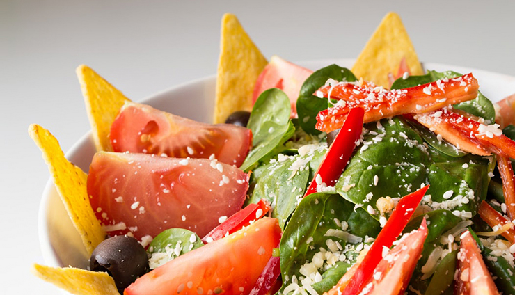 salad at night