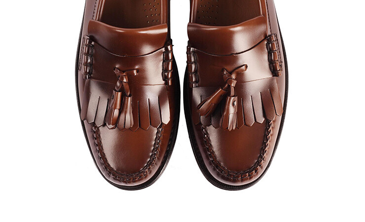 Kiltie loafers