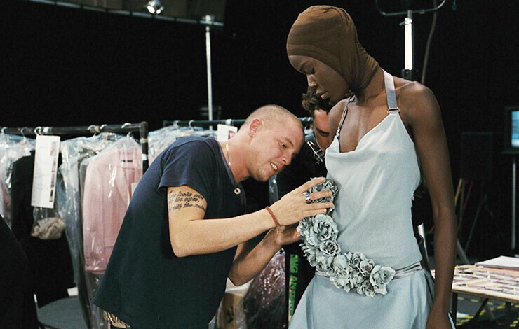 Alexander McQueen biography