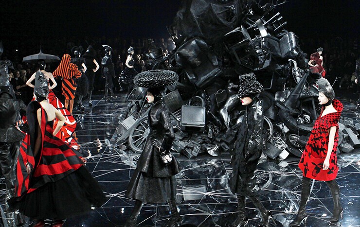 Alexander McQueen biography