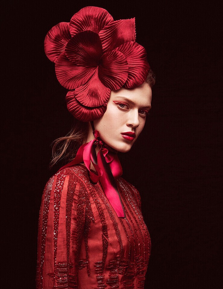 Tess Hellfeuer model