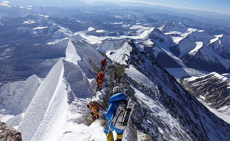 everest and fashion