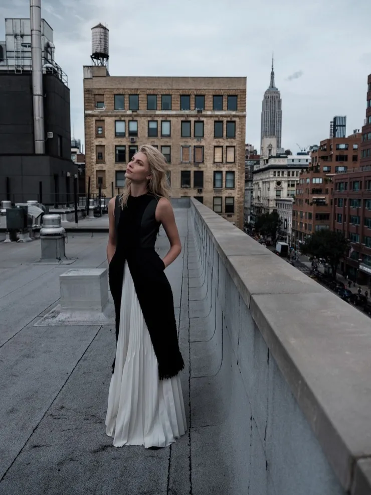 Aline Weber model