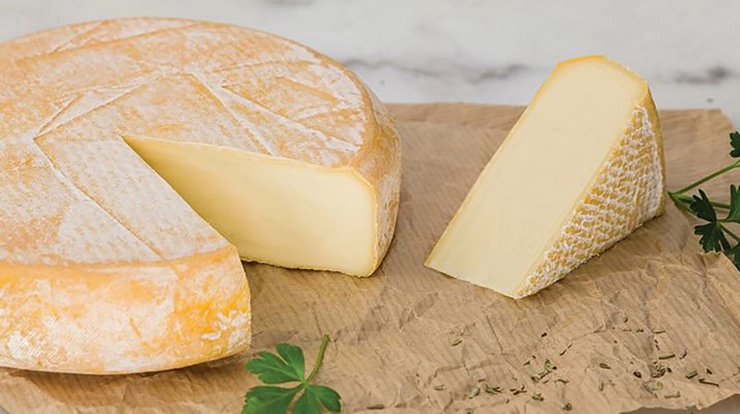 Abbaye de Citeaux cheese