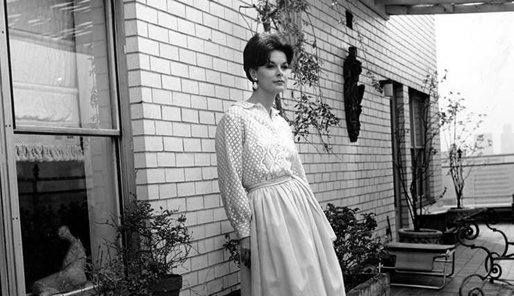 Anne Klein biography