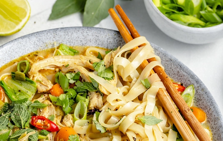 Noodle Soup With Chicken and Curry
