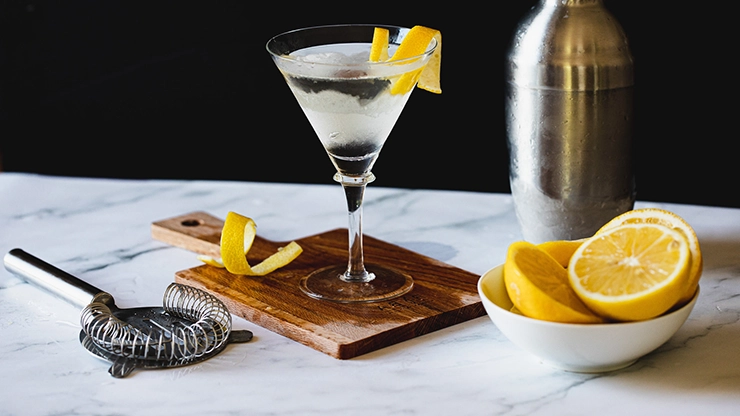 Vesper cocktail recipe
