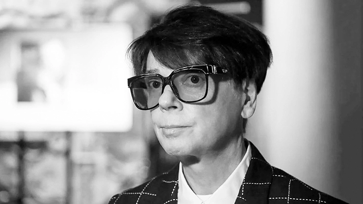 Valentin Yudashkin biografía